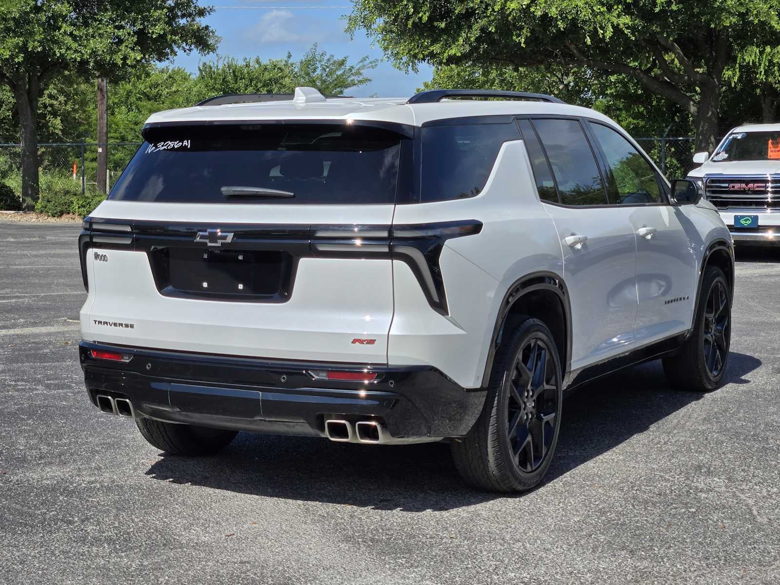 2024 Chevrolet Traverse FWD RS