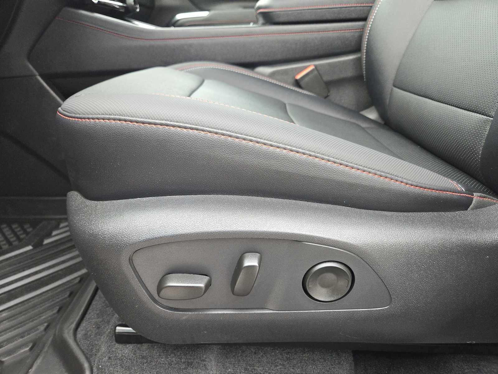 2025 Chevrolet Traverse AWD Z71