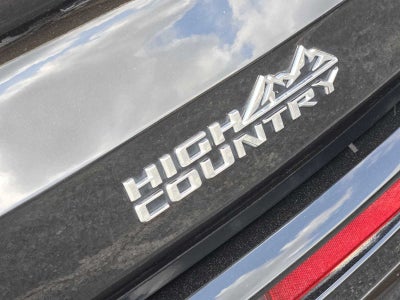 2025 Chevrolet Traverse AWD High Country