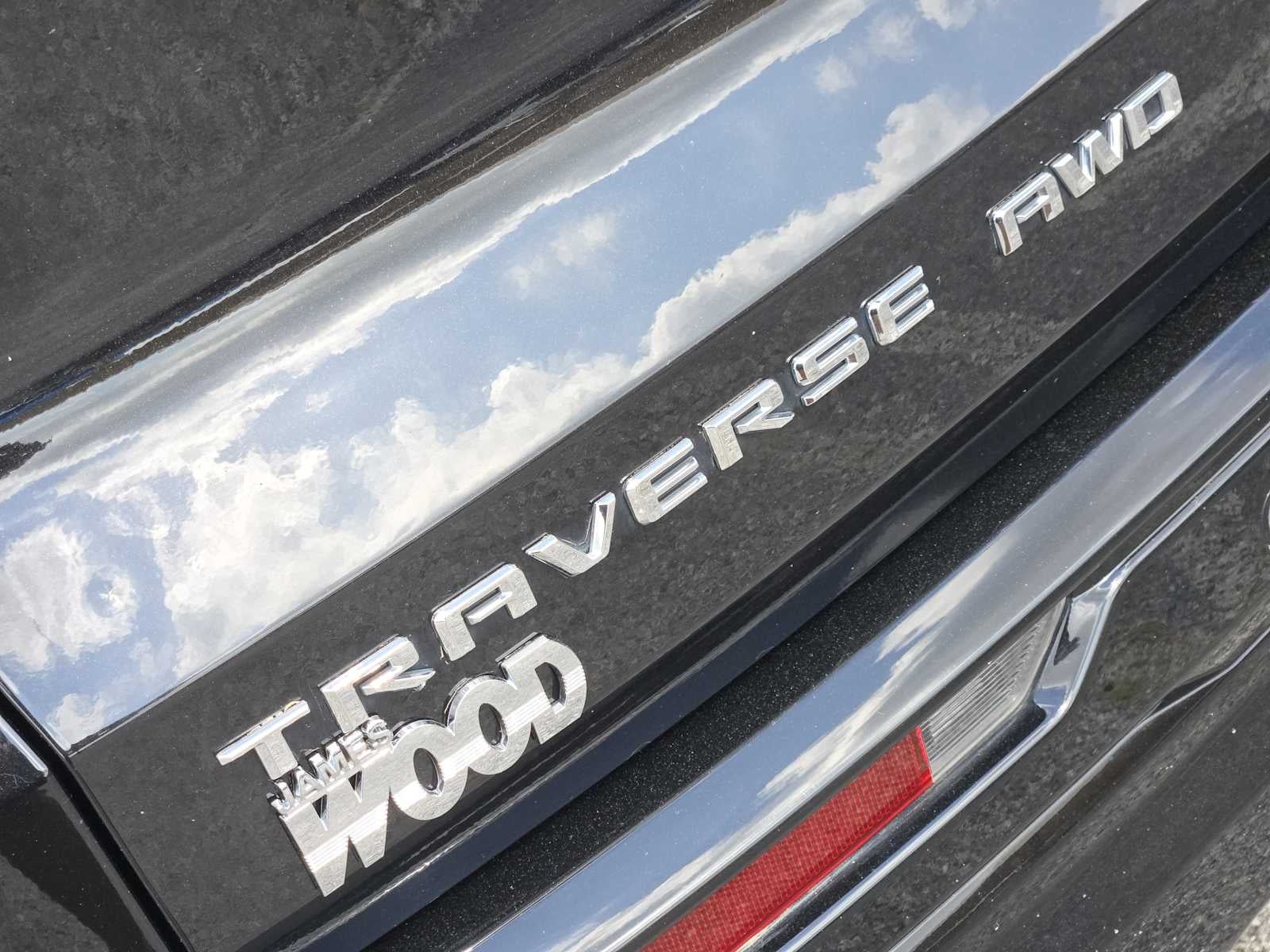 2025 Chevrolet Traverse AWD High Country