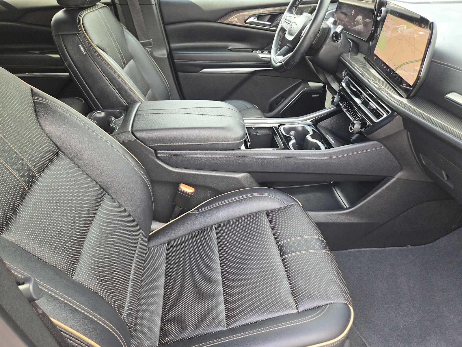2025 Chevrolet Traverse AWD High Country