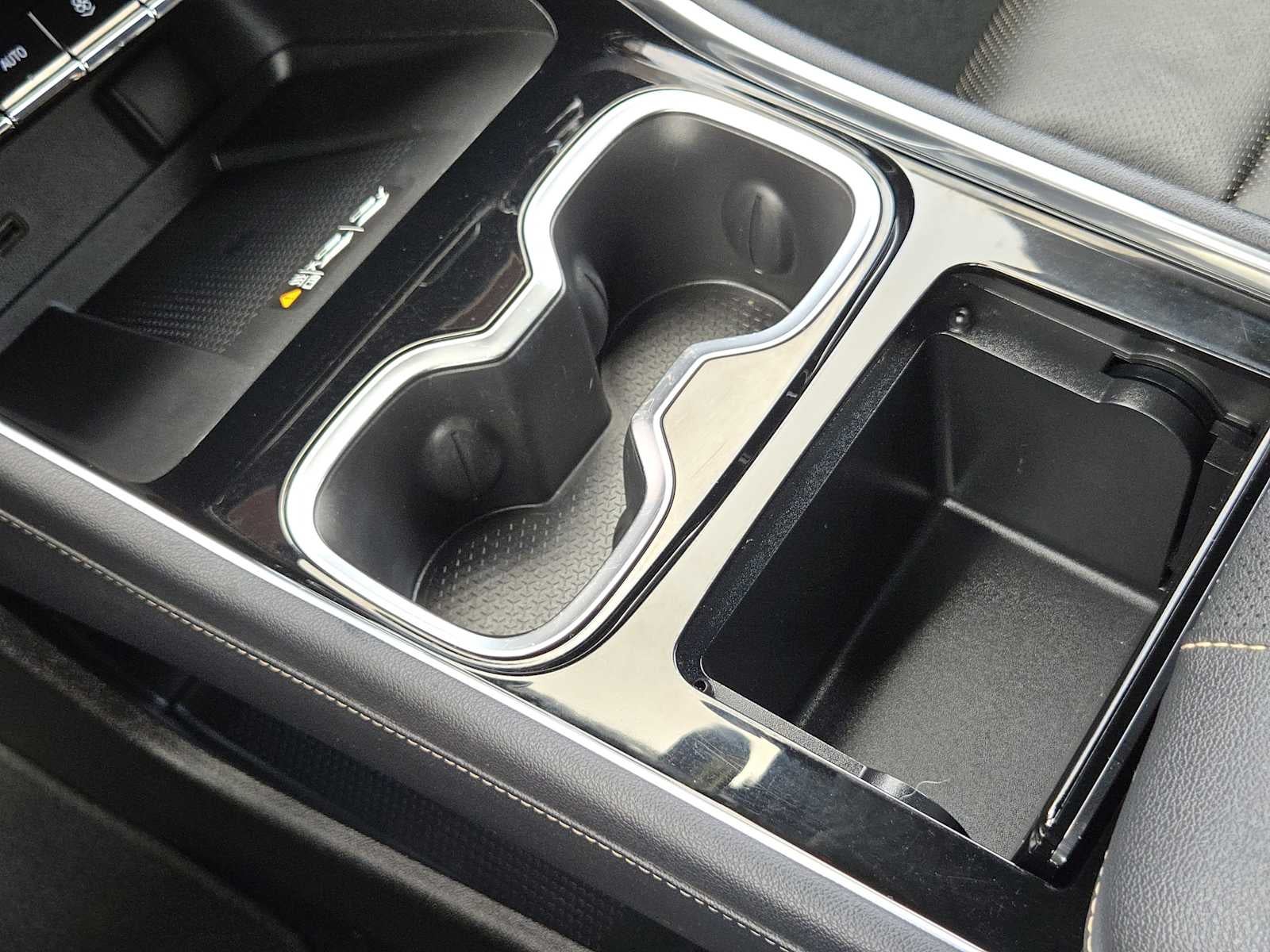 2025 Chevrolet Traverse AWD High Country