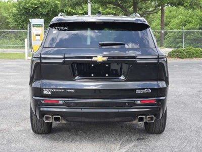 2025 Chevrolet Traverse AWD High Country