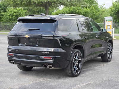 2025 Chevrolet Traverse AWD High Country