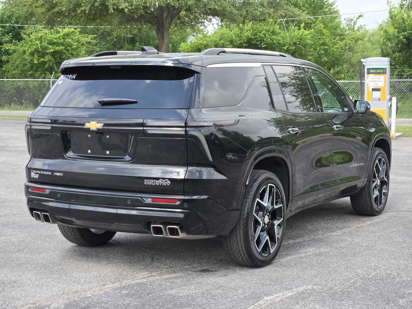 2025 Chevrolet Traverse AWD High Country