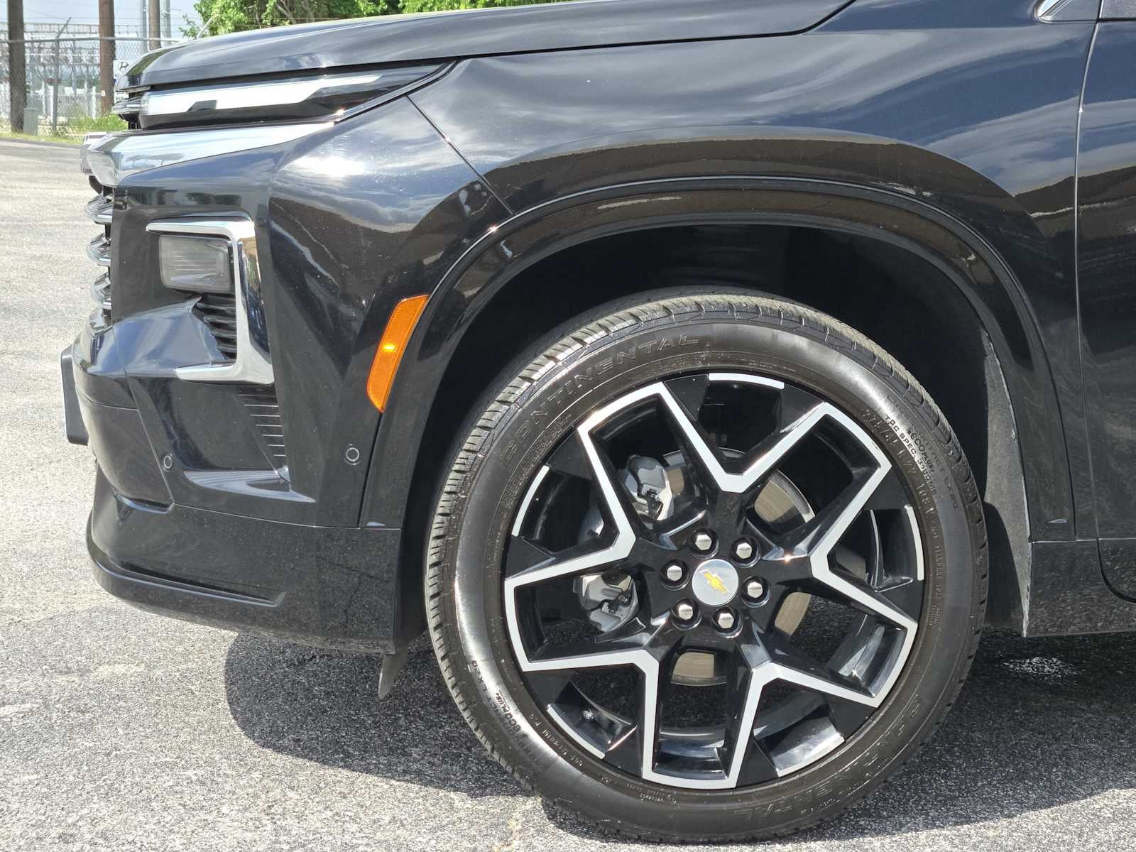 2025 Chevrolet Traverse AWD High Country