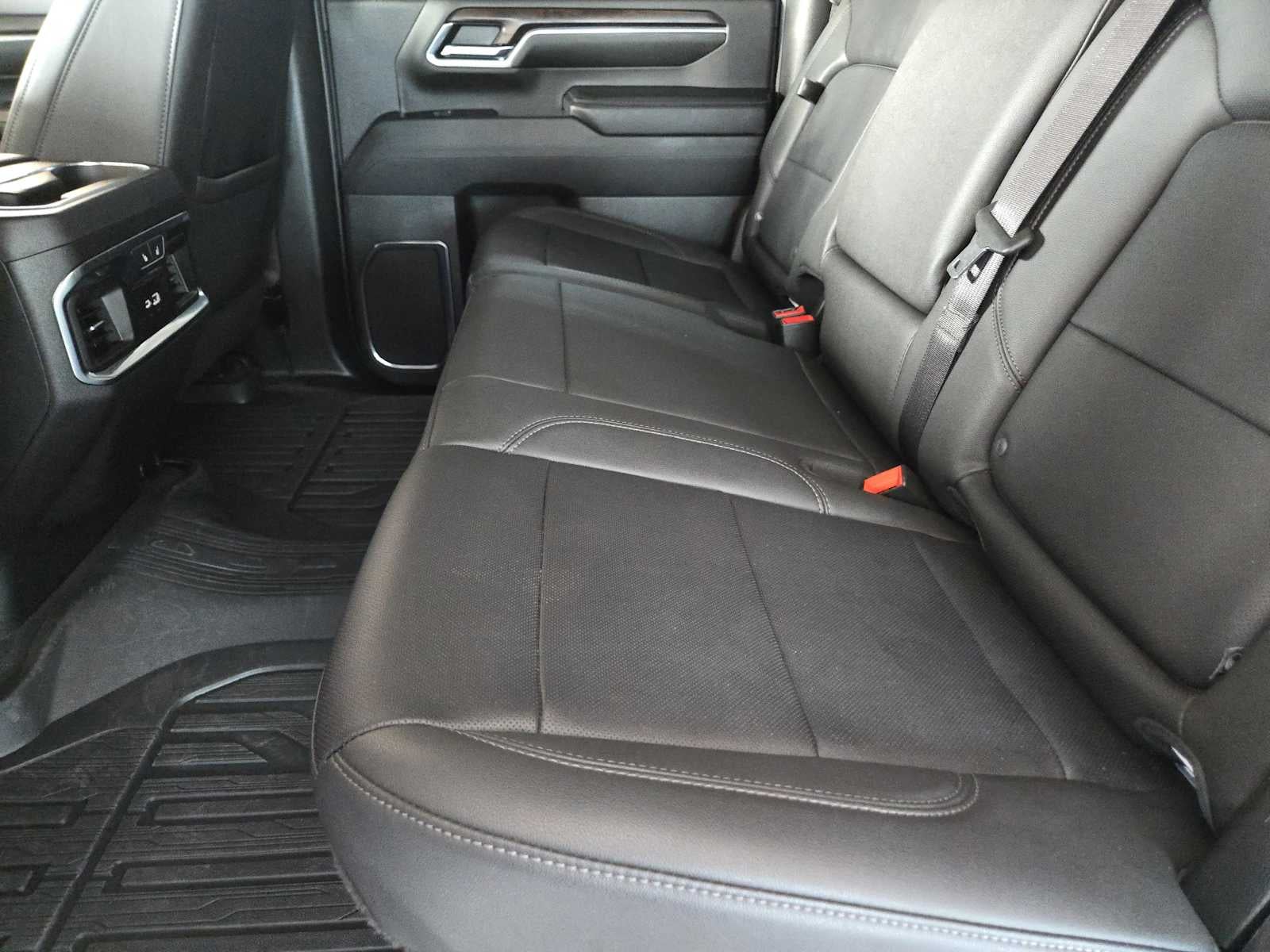 2024 GMC Sierra 2500HD SLT