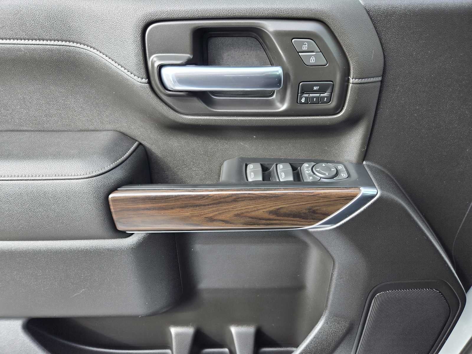 2023 GMC Sierra 2500HD SLT