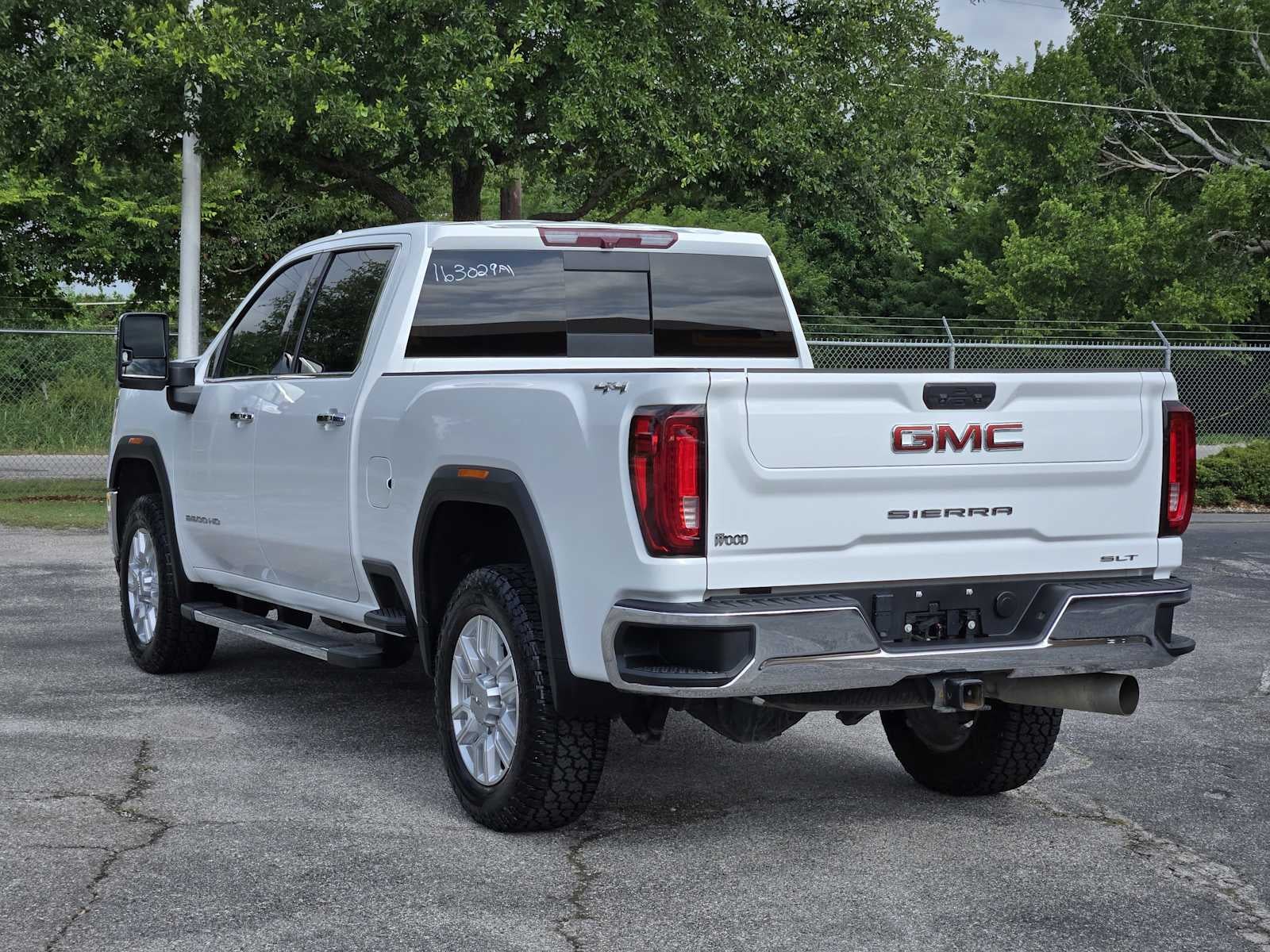 2023 GMC Sierra 2500HD SLT