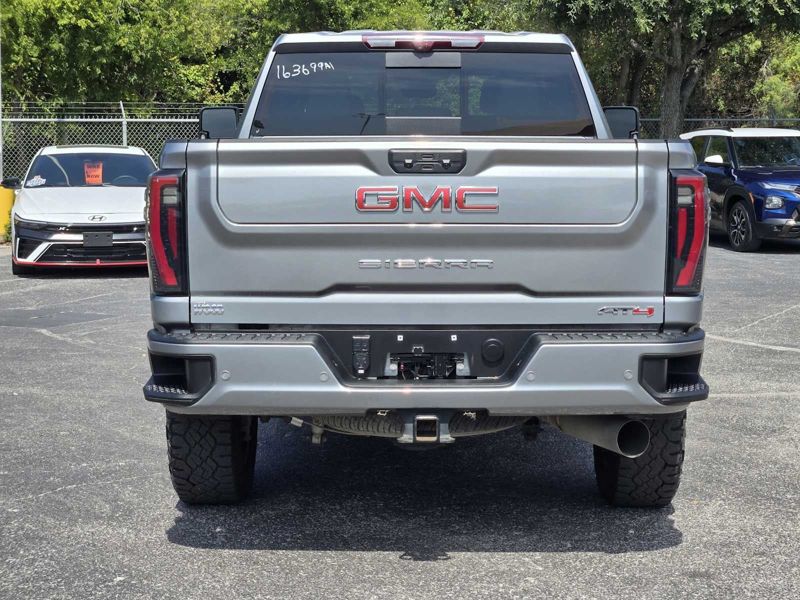 2024 GMC Sierra 2500HD AT4