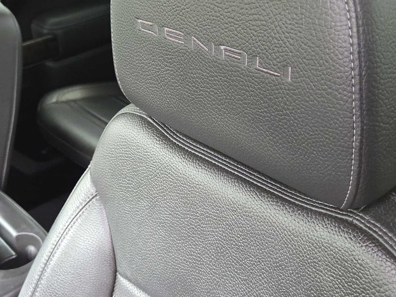 2020 GMC Sierra 2500HD Denali