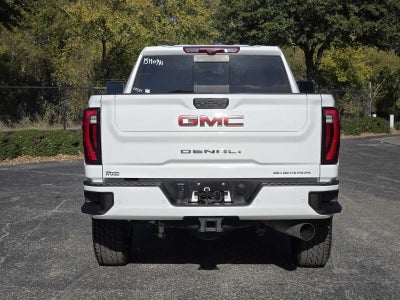 2024 GMC Sierra 2500HD Denali