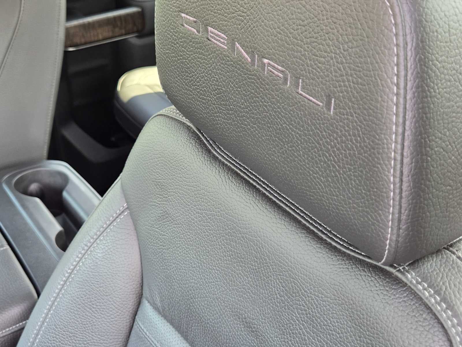 2020 GMC Sierra 2500HD Denali