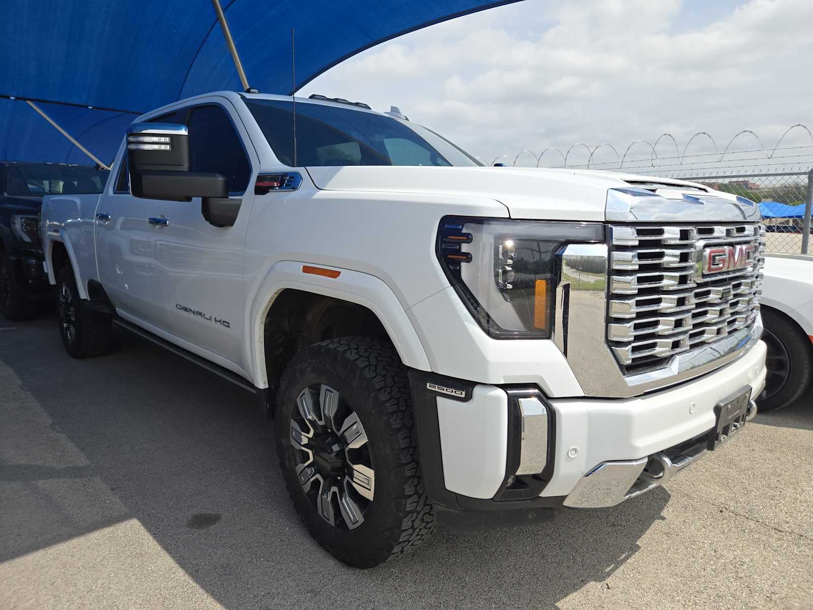2024 GMC Sierra 2500HD Denali