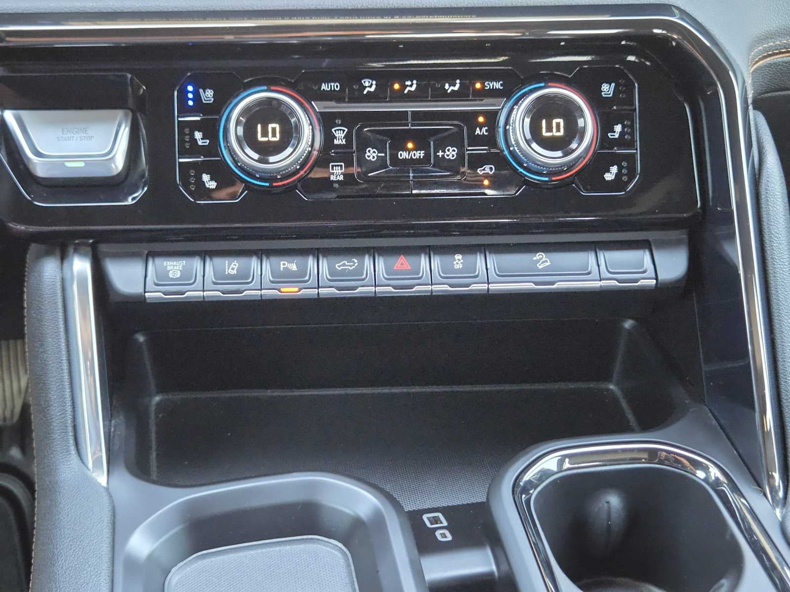 2024 GMC Sierra 3500HD AT4