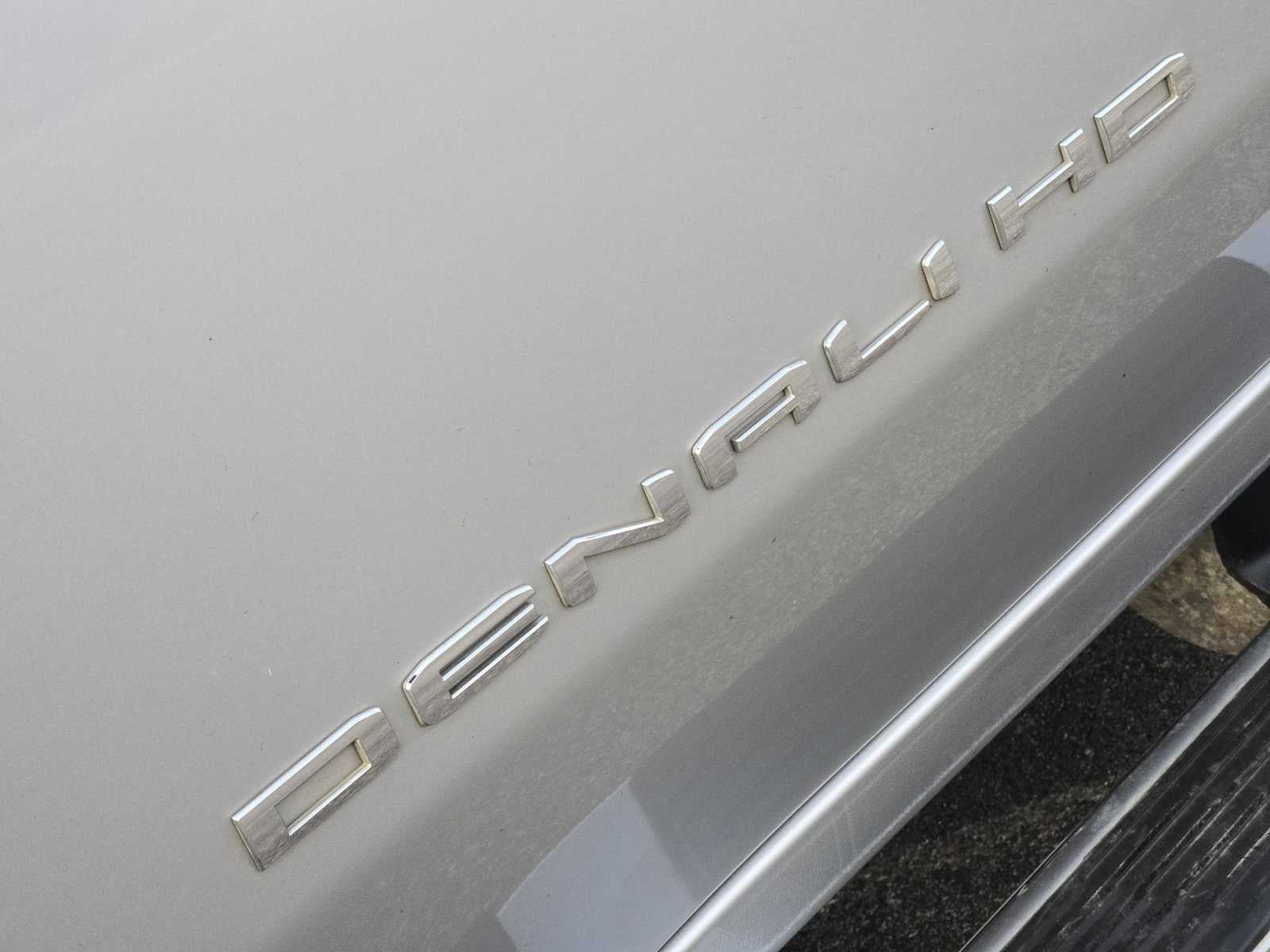 2022 GMC Sierra 3500HD Denali