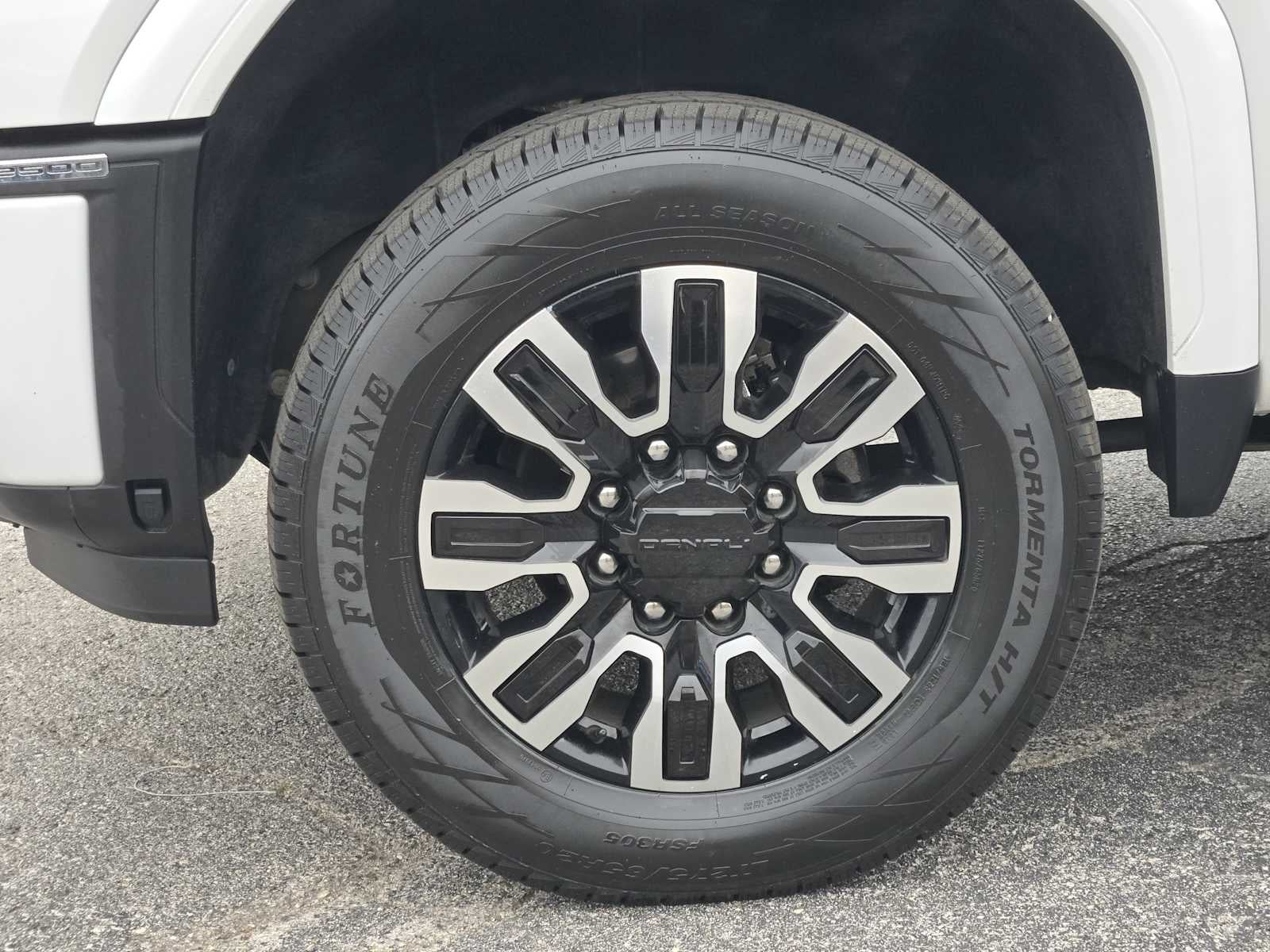 2024 GMC Sierra 2500HD Denali Ultimate