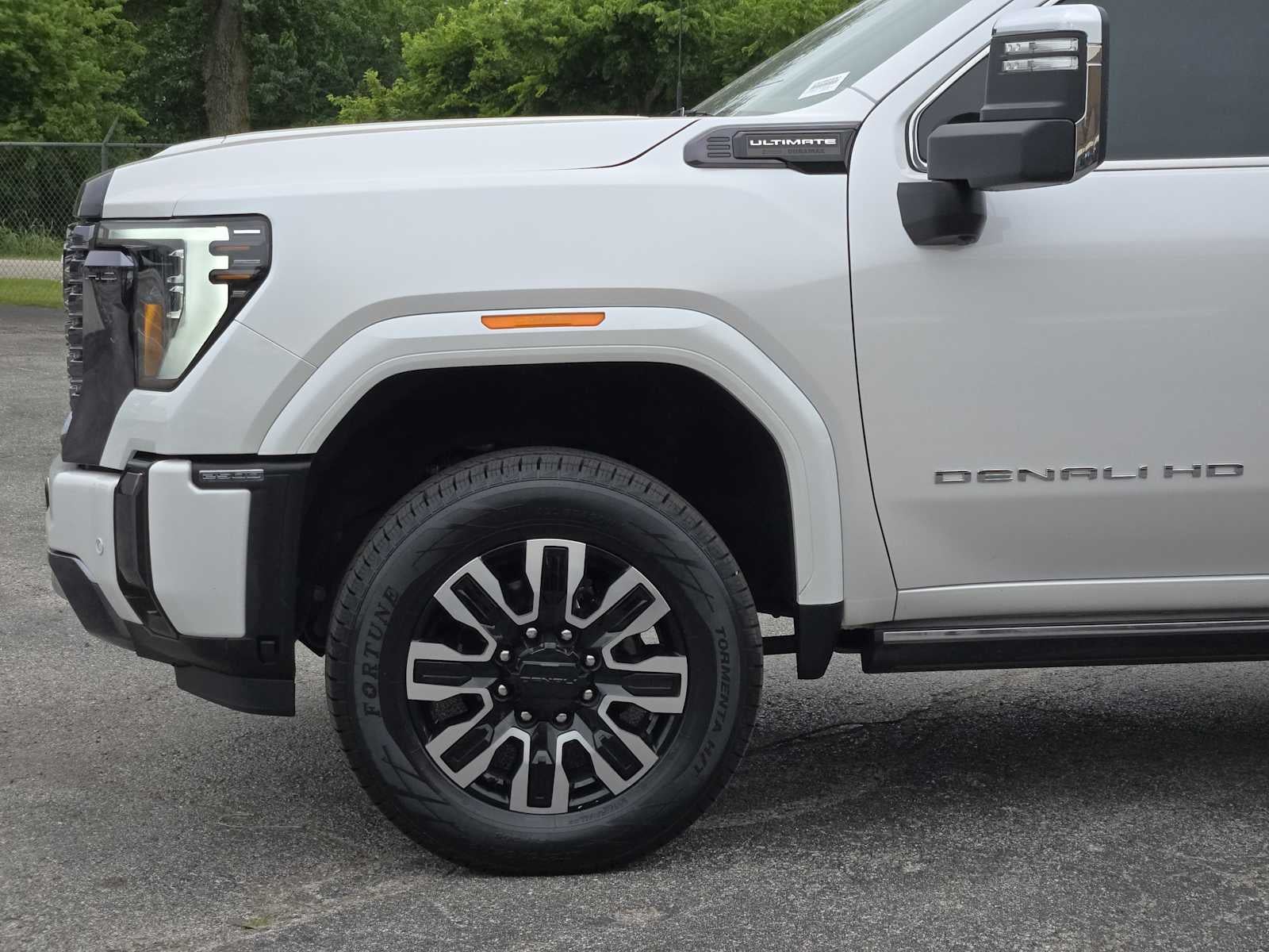 2024 GMC Sierra 2500HD Denali Ultimate
