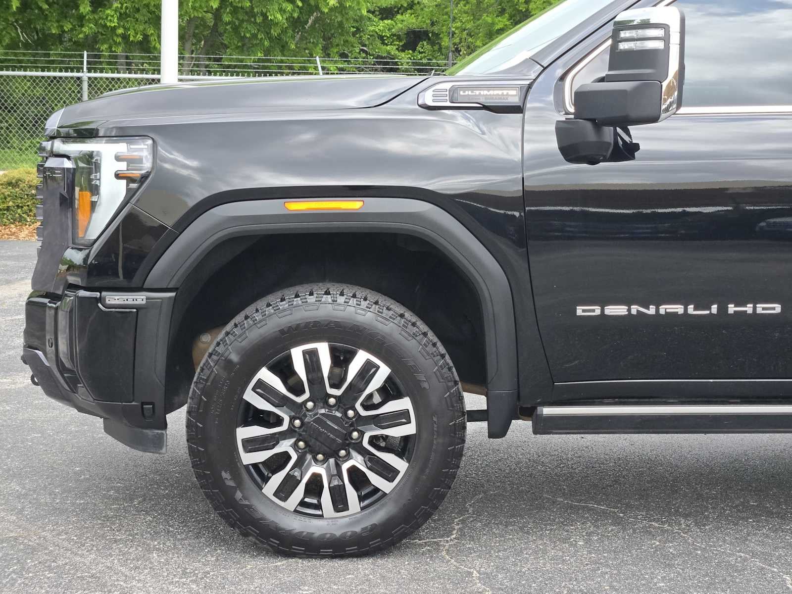2024 GMC Sierra 2500HD Denali Ultimate