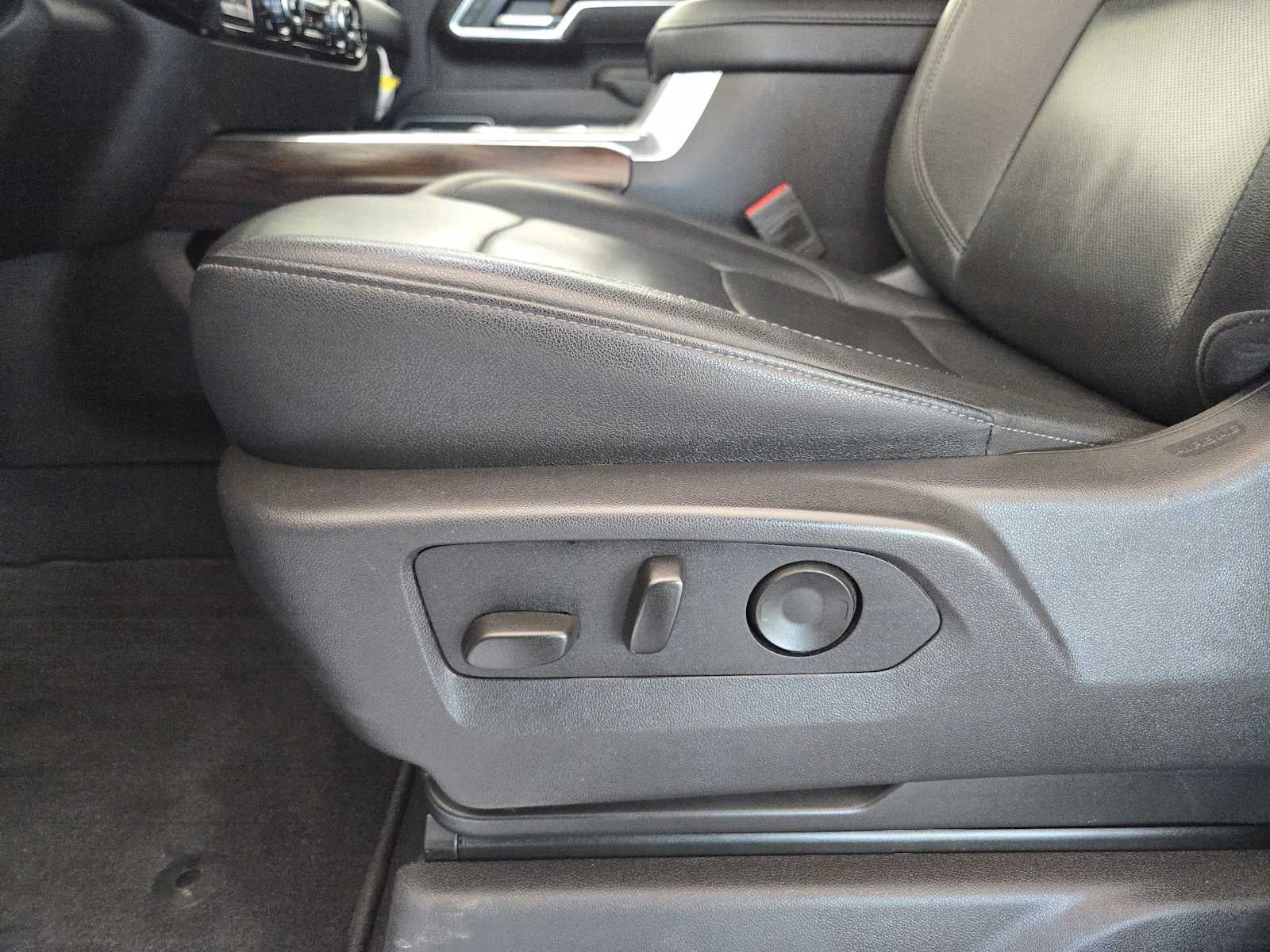 2025 GMC Sierra 2500HD SLT