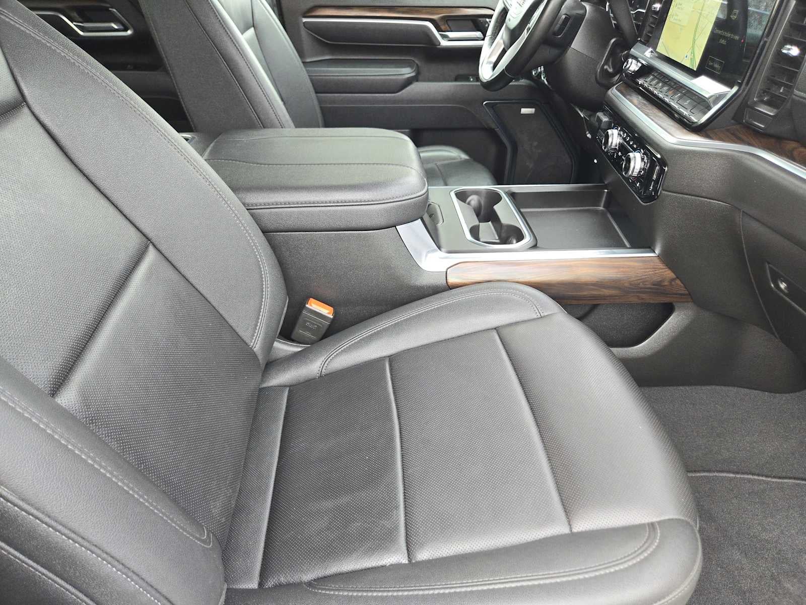 2025 GMC Sierra 2500HD SLT