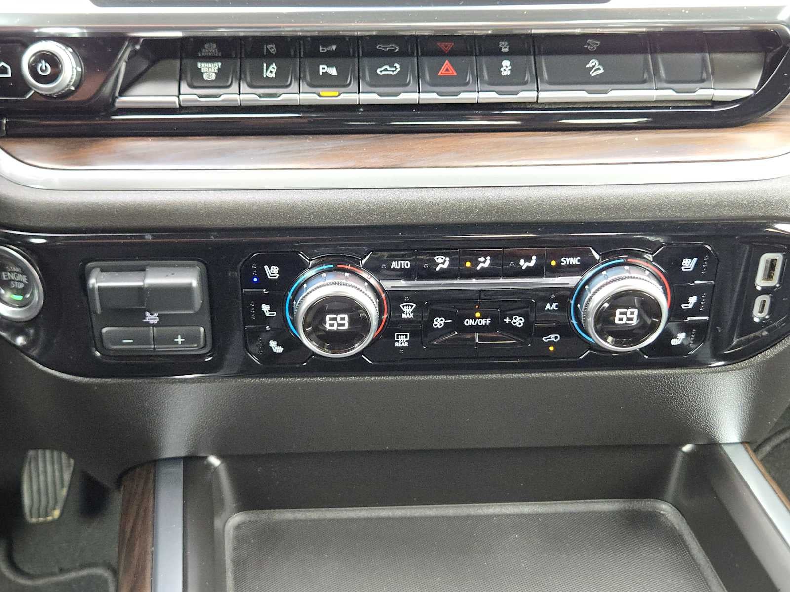 2025 GMC Sierra 2500HD SLT