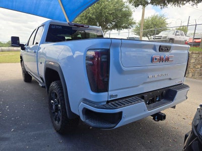 2026 GMC Sierra 2500HD AT4