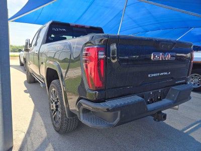 2025 GMC Sierra 2500HD Denali