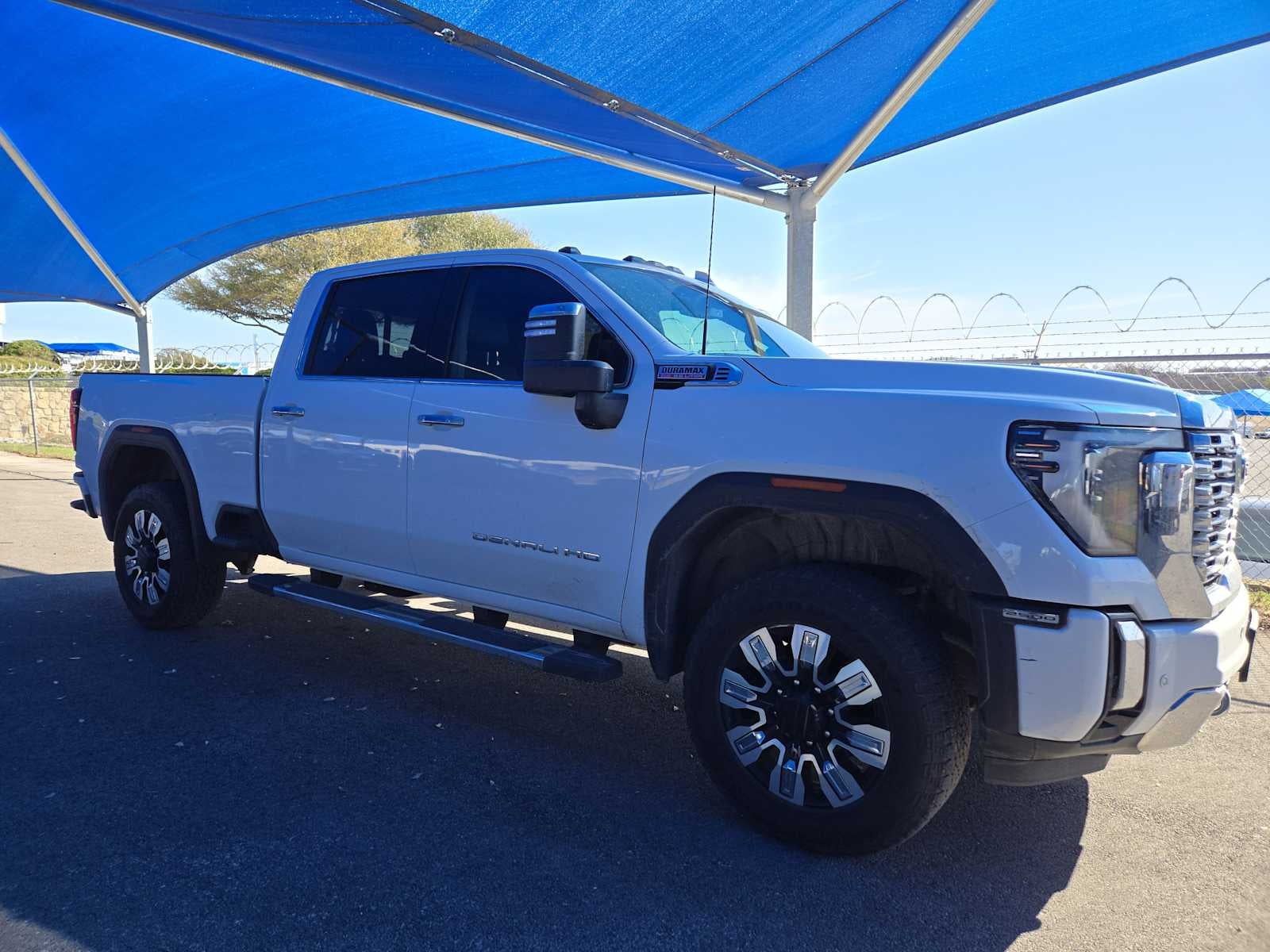2025 GMC Sierra 2500HD Denali