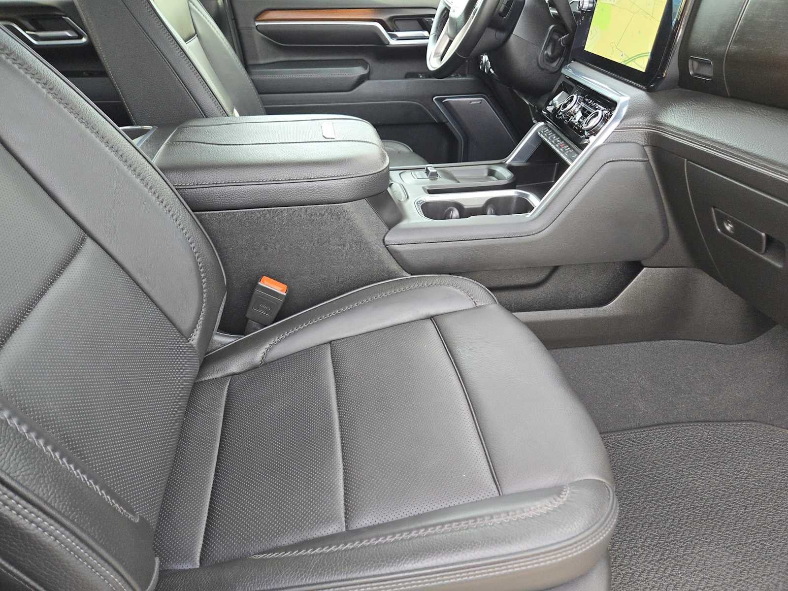 2025 GMC Sierra 2500HD Denali