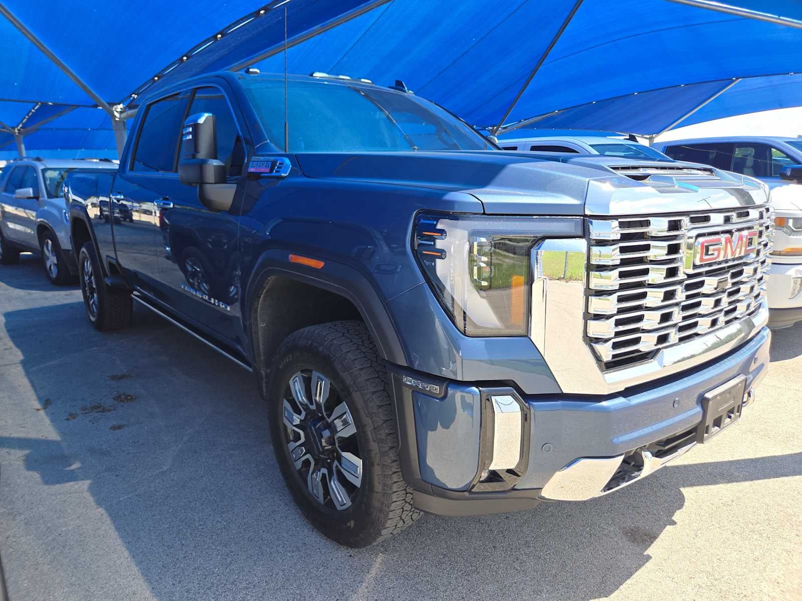 2025 GMC Sierra 2500HD Denali
