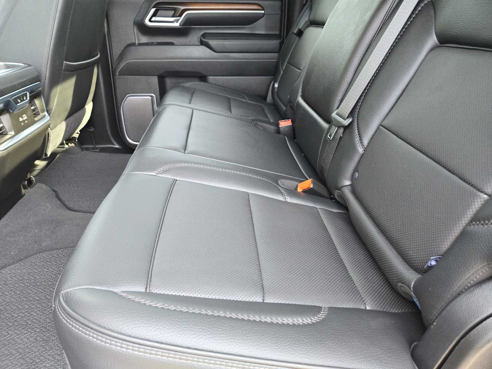 2025 GMC Sierra 2500HD Denali