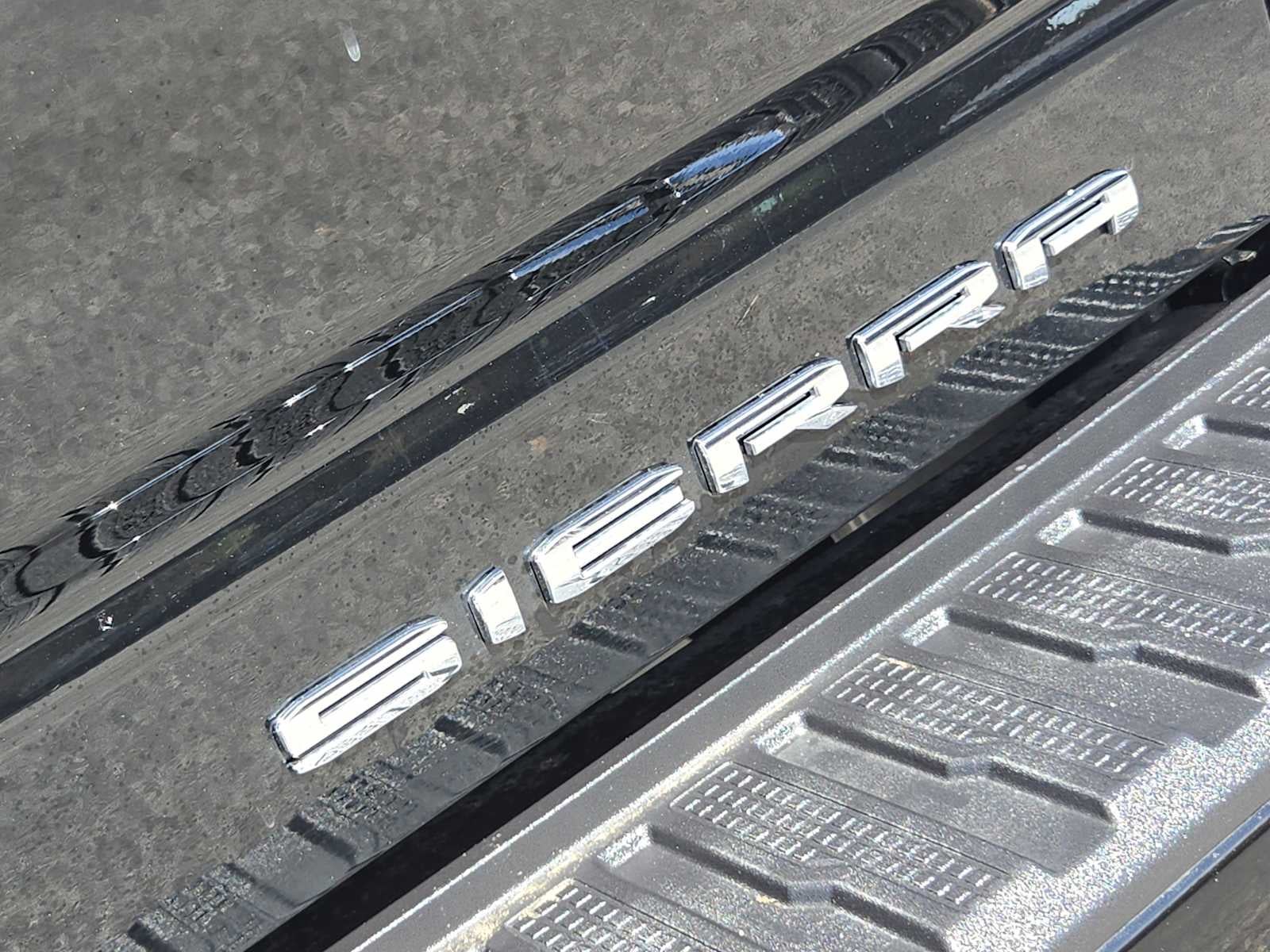 2025 GMC Sierra 3500HD Denali
