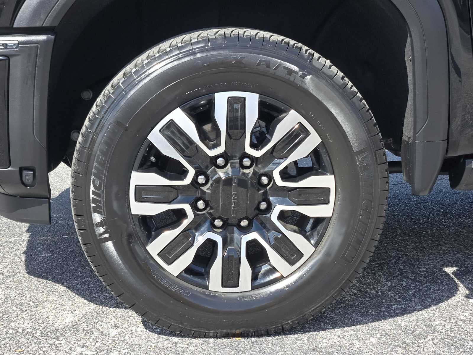 2025 GMC Sierra 3500HD Denali