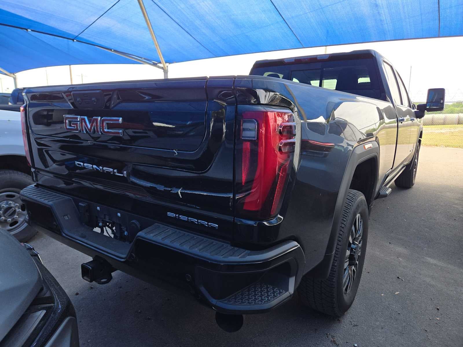 2025 GMC Sierra 3500HD Denali