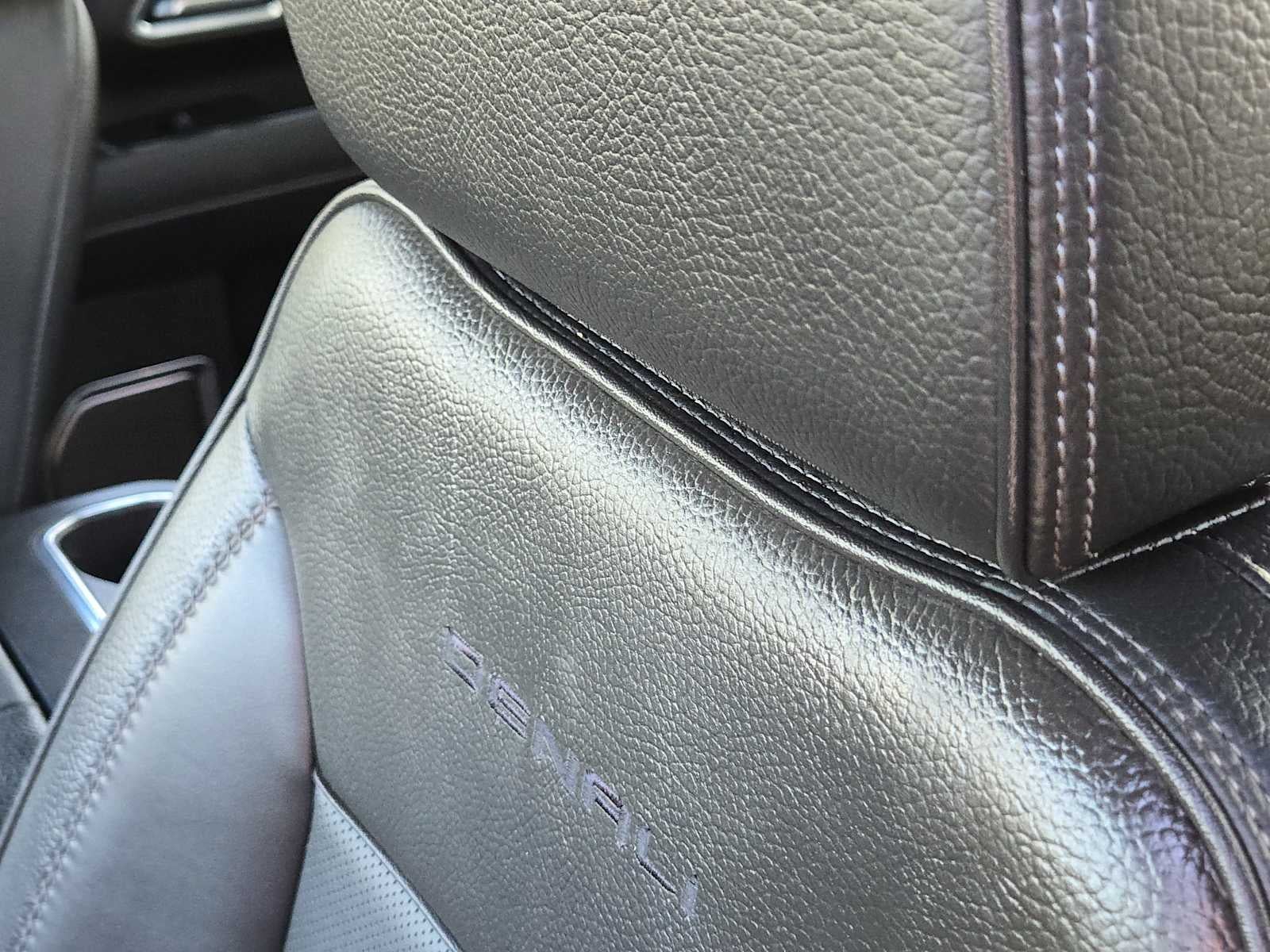 2025 GMC Sierra 3500HD Denali