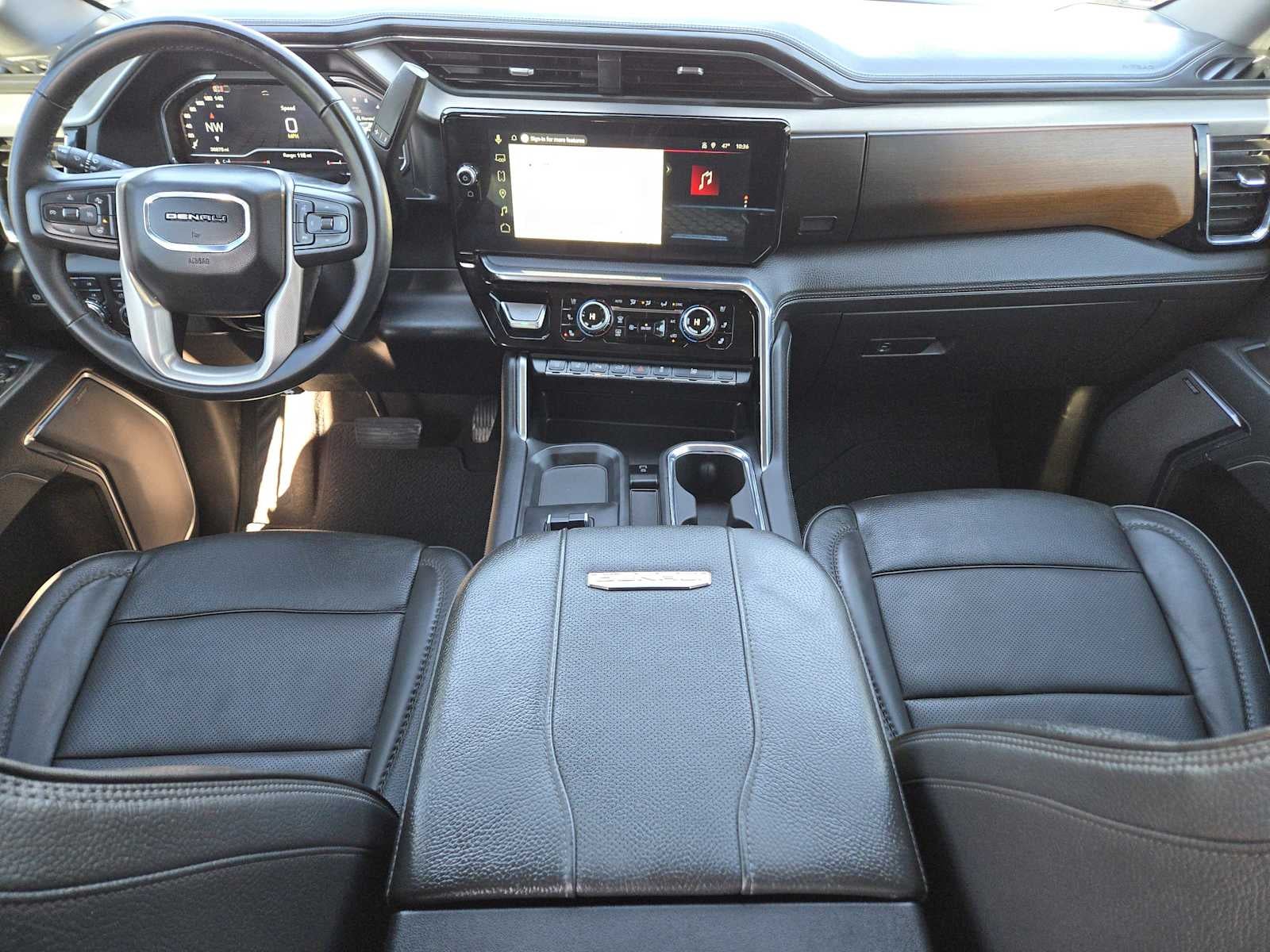 2025 GMC Sierra 3500HD Denali