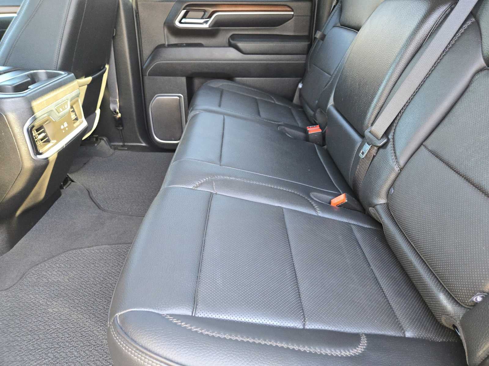 2025 GMC Sierra 3500HD Denali