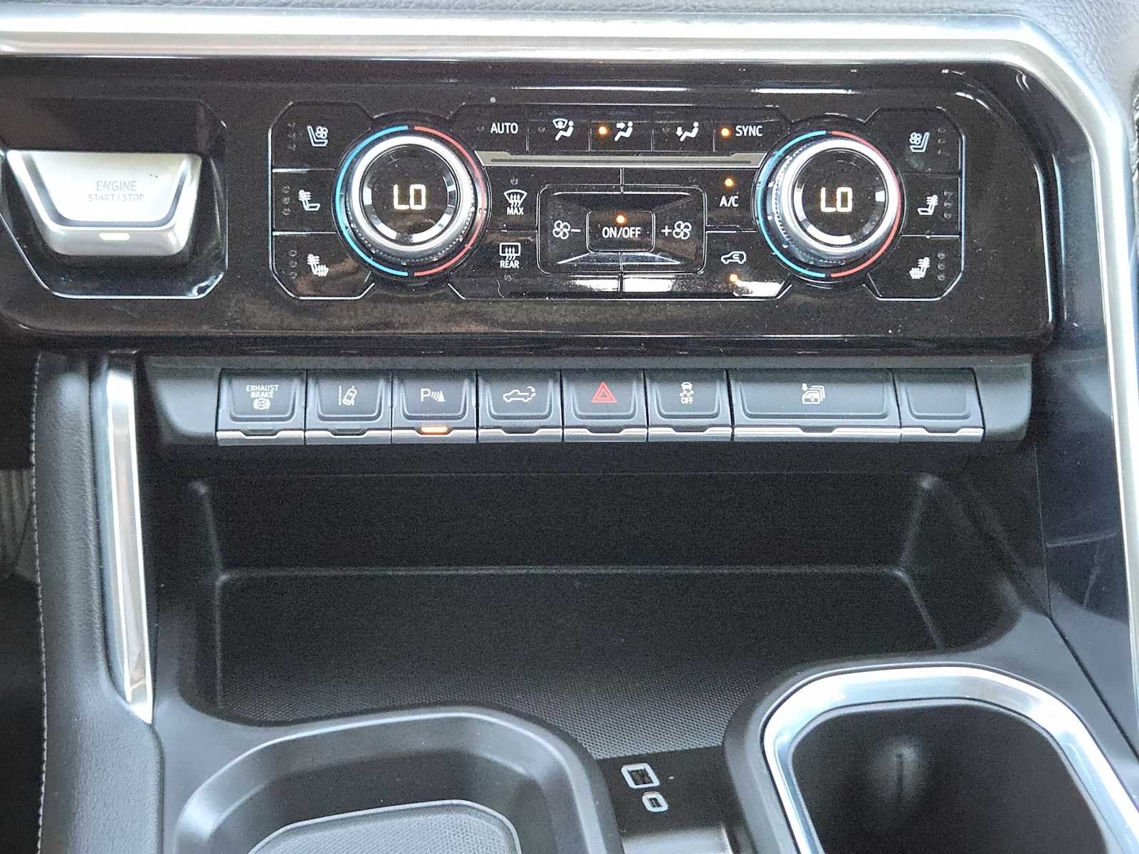 2025 GMC Sierra 3500HD Denali