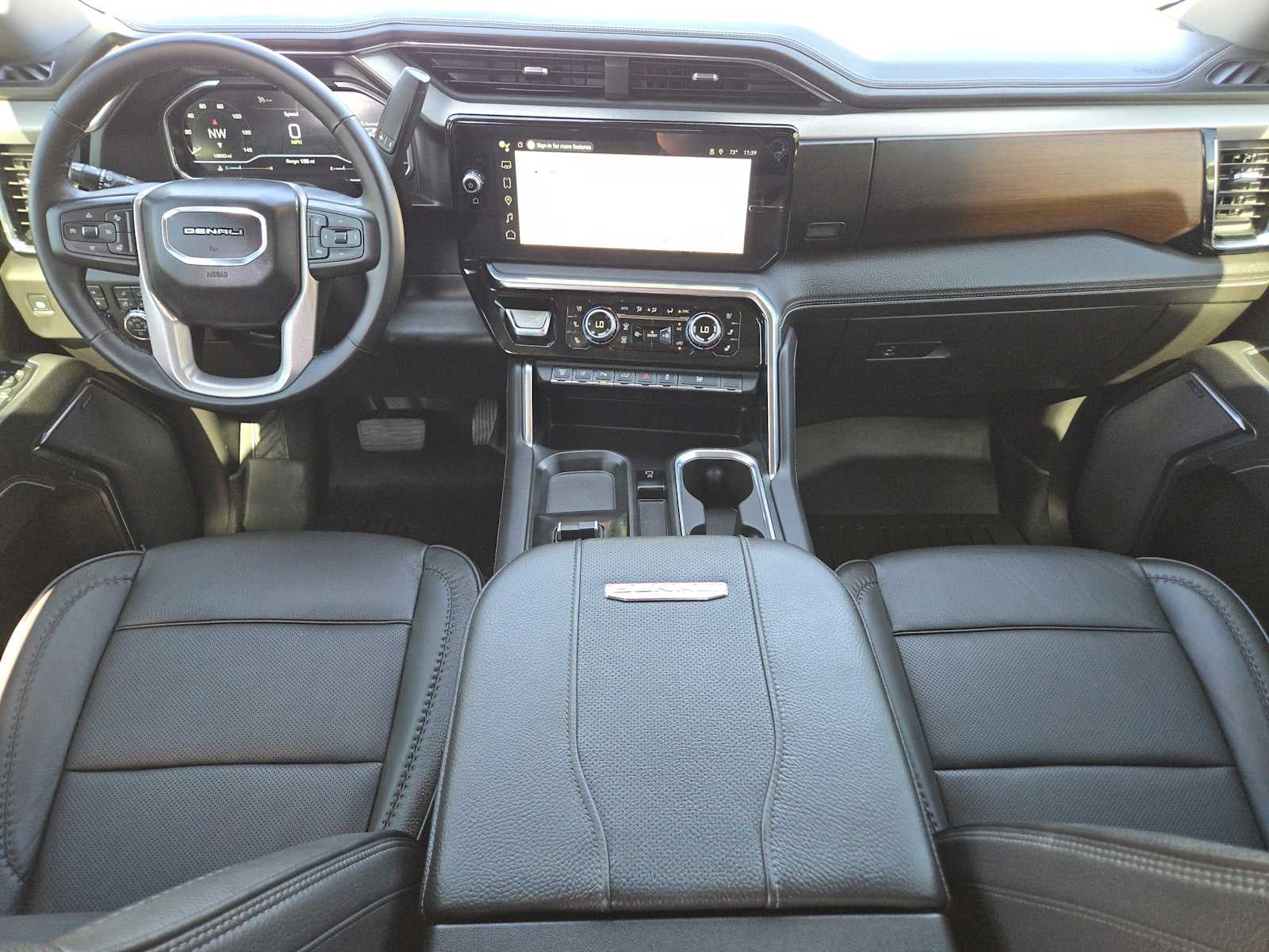 2025 GMC Sierra 3500HD Denali