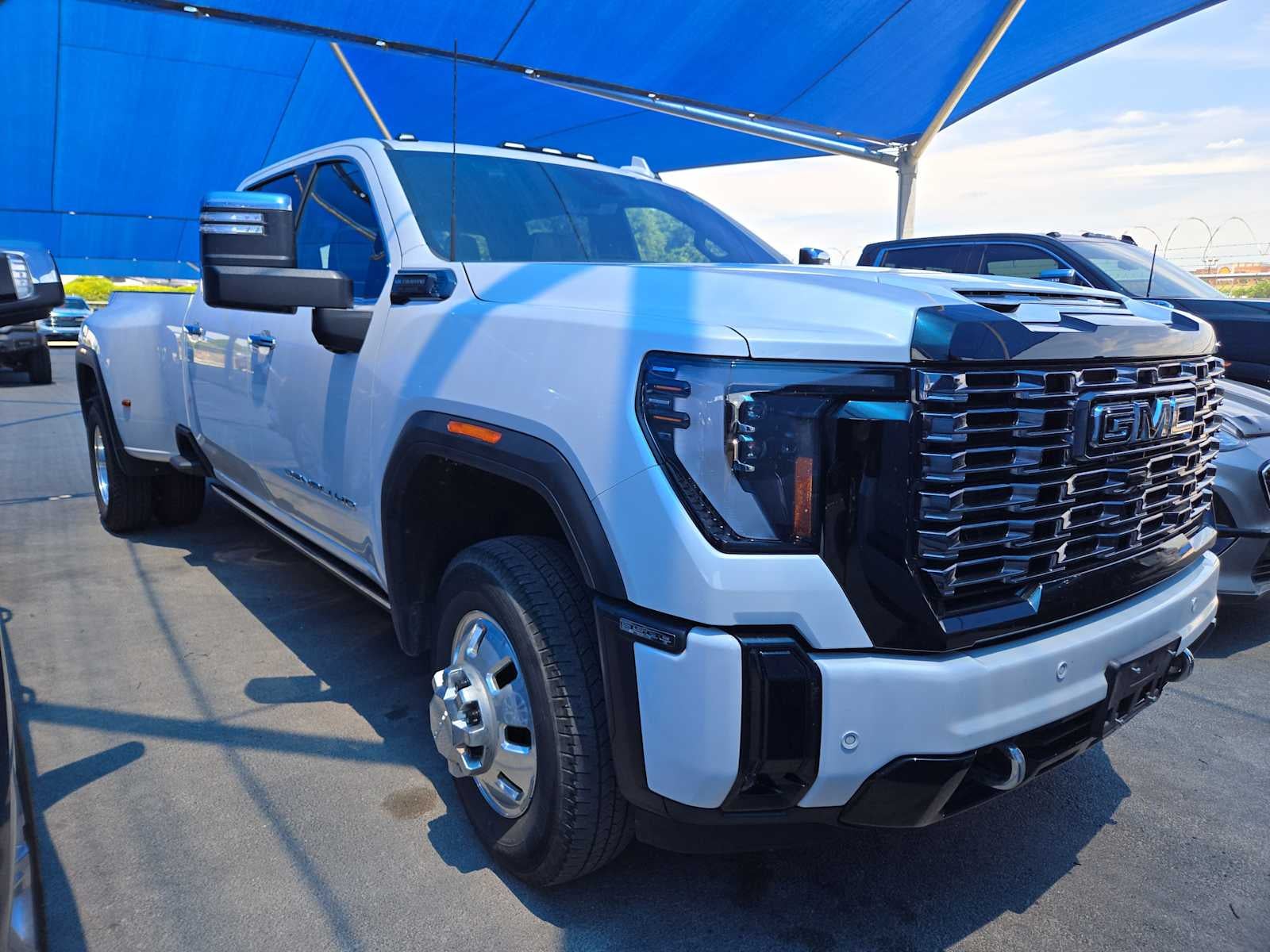 2025 GMC Sierra 3500HD Denali Ultimate