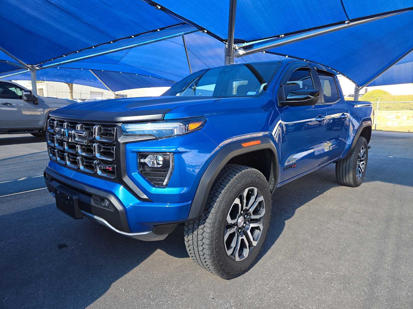 2023 GMC Canyon 4WD AT4