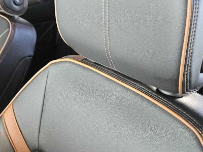 2023 GMC Canyon 4WD AT4