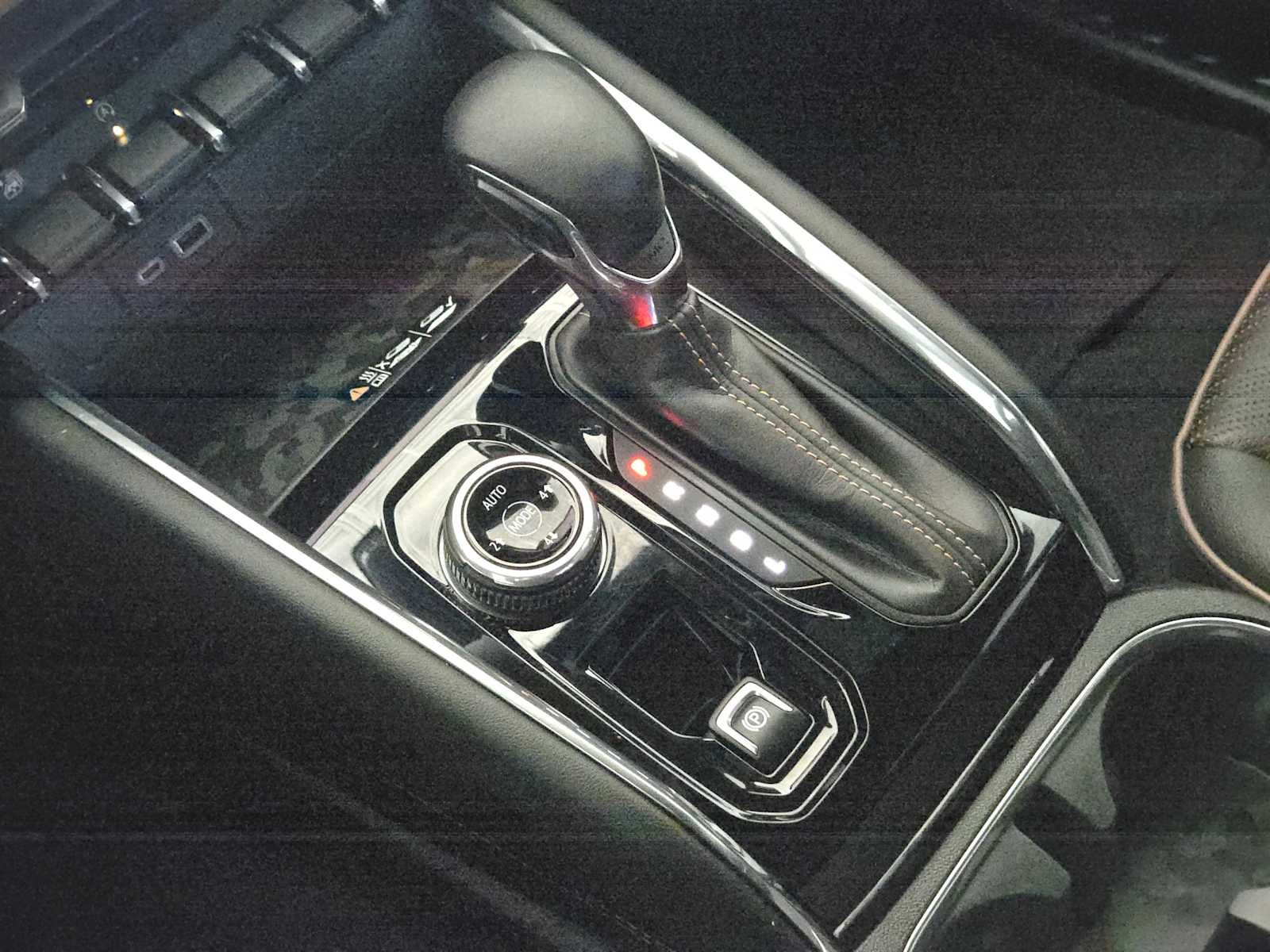 2023 GMC Canyon 4WD AT4