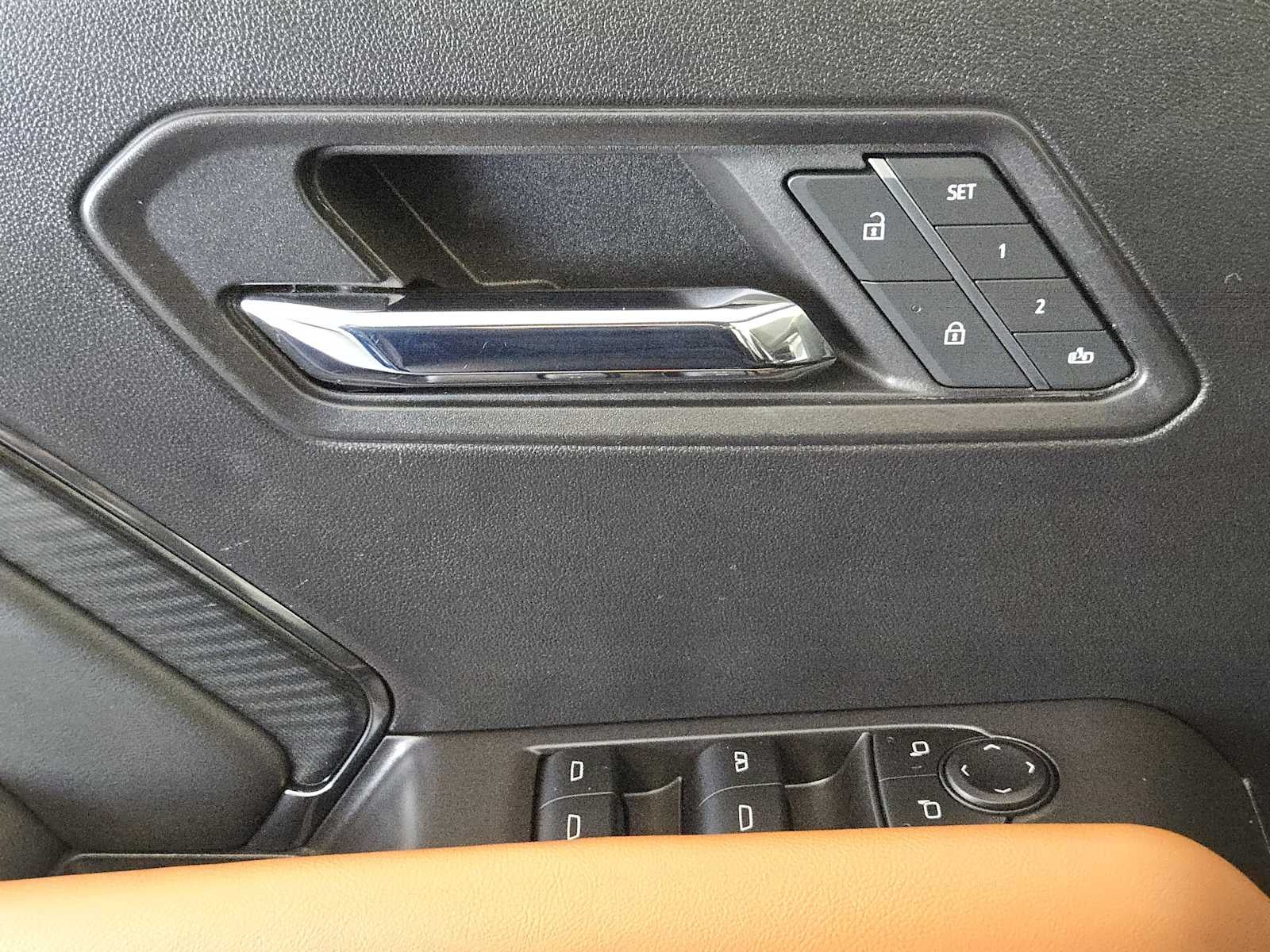 2023 GMC Canyon 4WD AT4