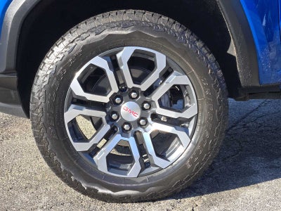 2023 GMC Canyon 4WD AT4