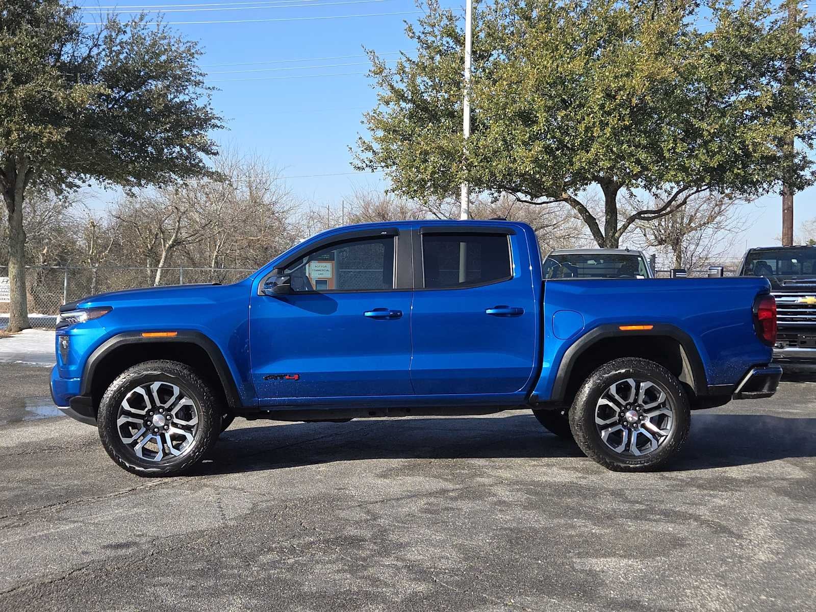 2023 GMC Canyon 4WD AT4