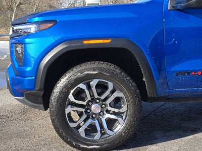 2023 GMC Canyon 4WD AT4