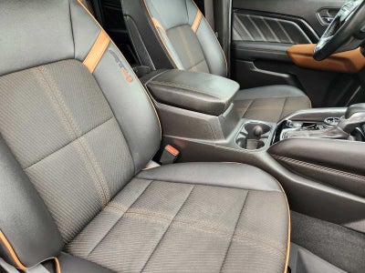 2024 GMC Canyon 4WD AT4