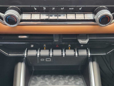 2024 GMC Canyon 4WD AT4